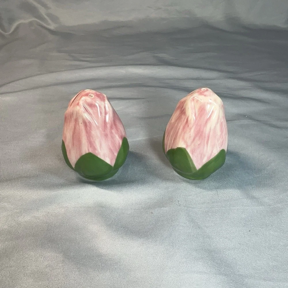 Franciscan Desert Rose Gravy Boat, Set of‎ Salt & Pepper Shakers, Relish Tray